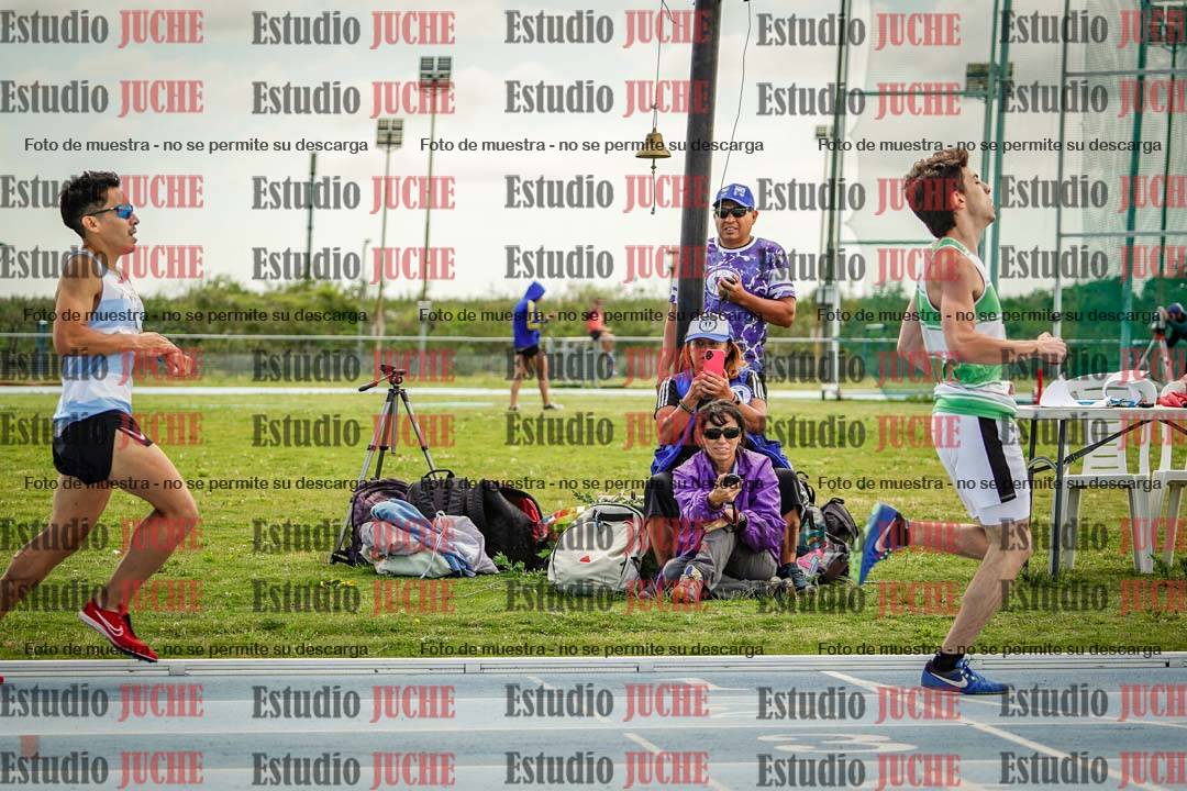 Fotos de los 1000 m llanos de varones