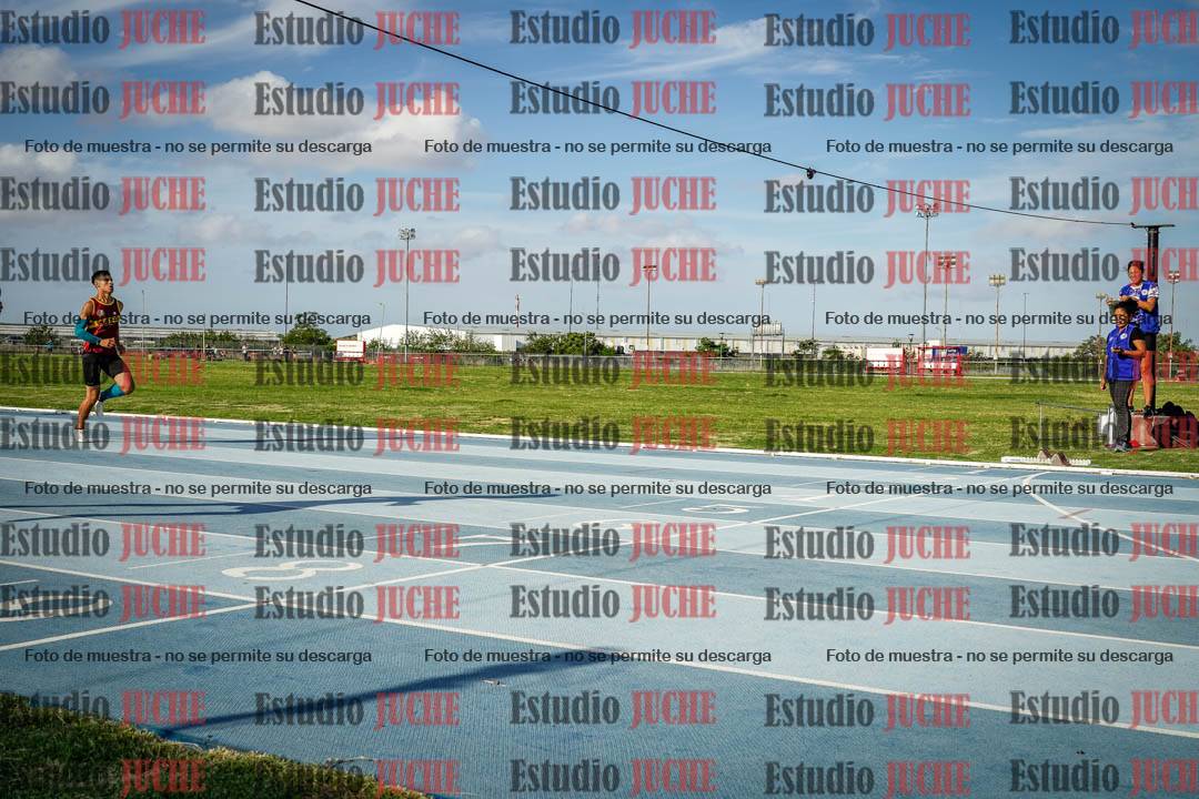 Fotos de los 400 m llanos de varones