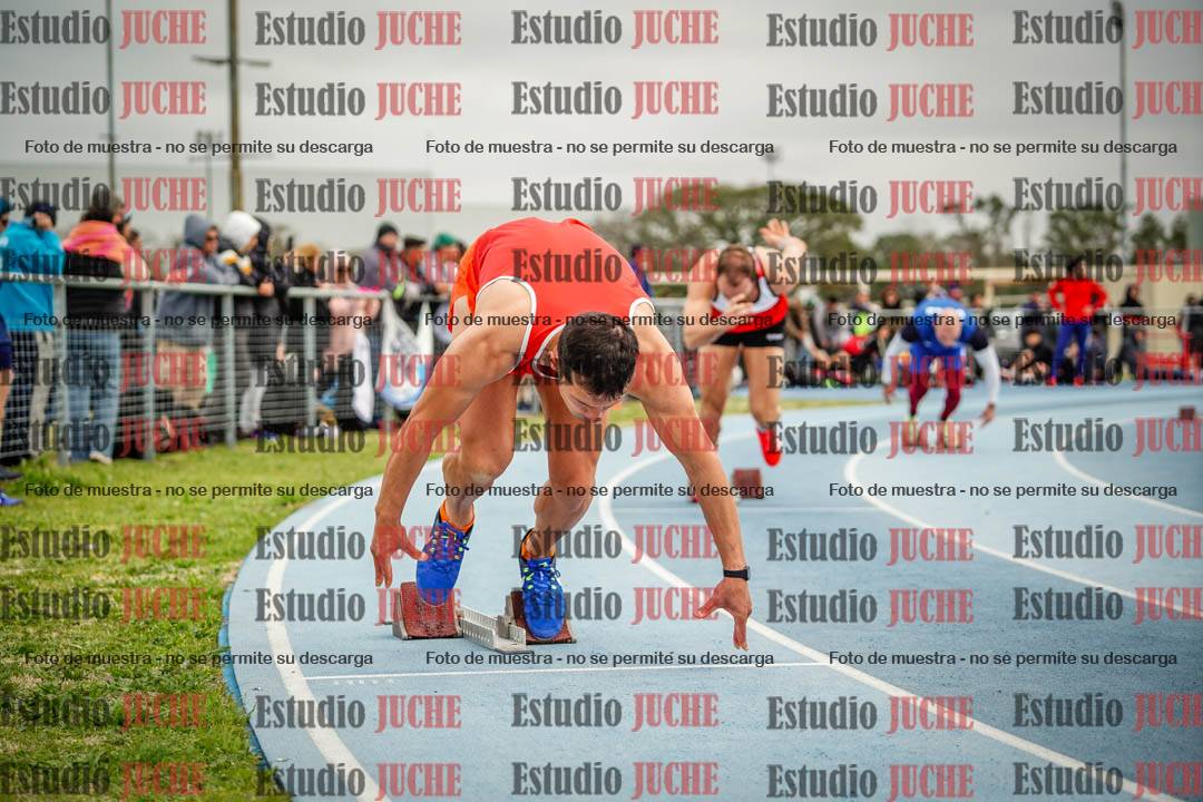 Fotos de los 400 m llanos de varones