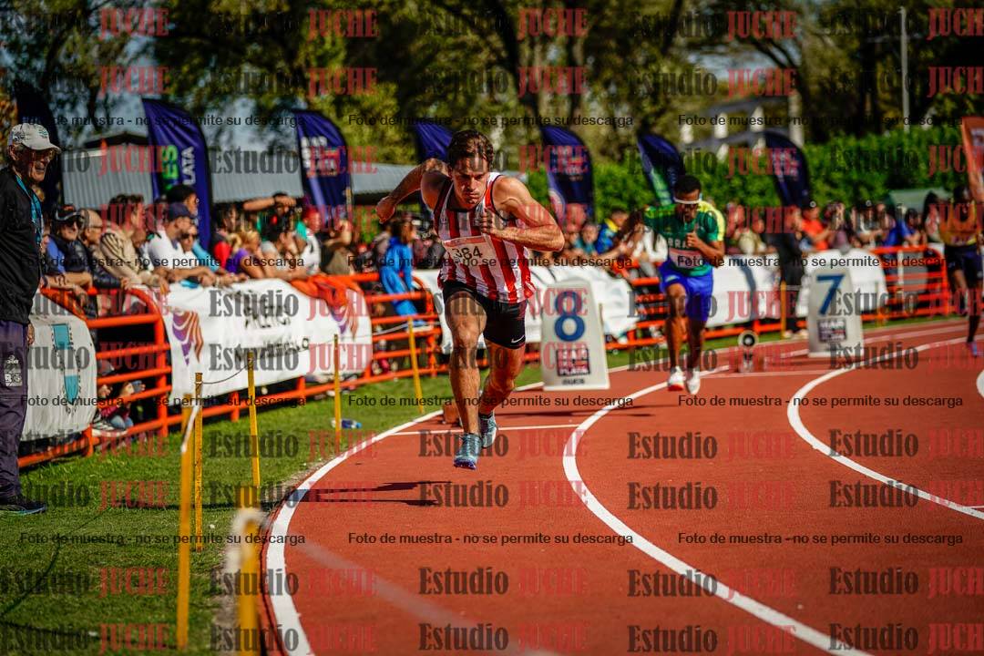 Fotos de los 400 m llanos de varones