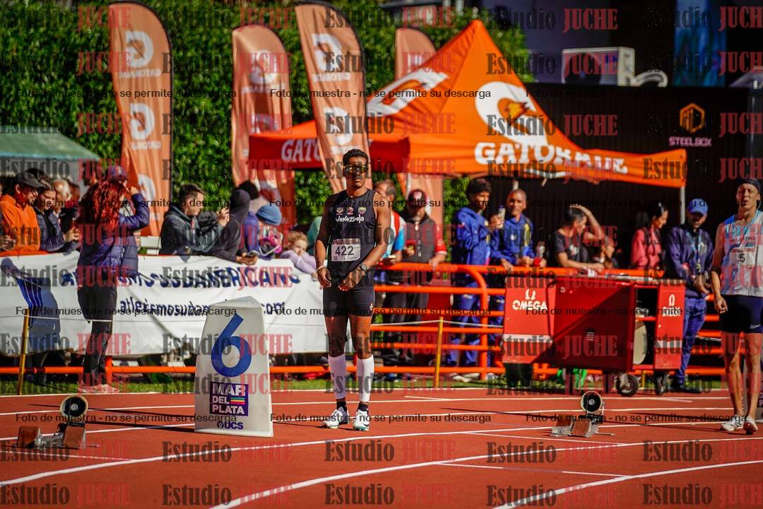 Fotos de los 400 m llanos de varones - FINAL