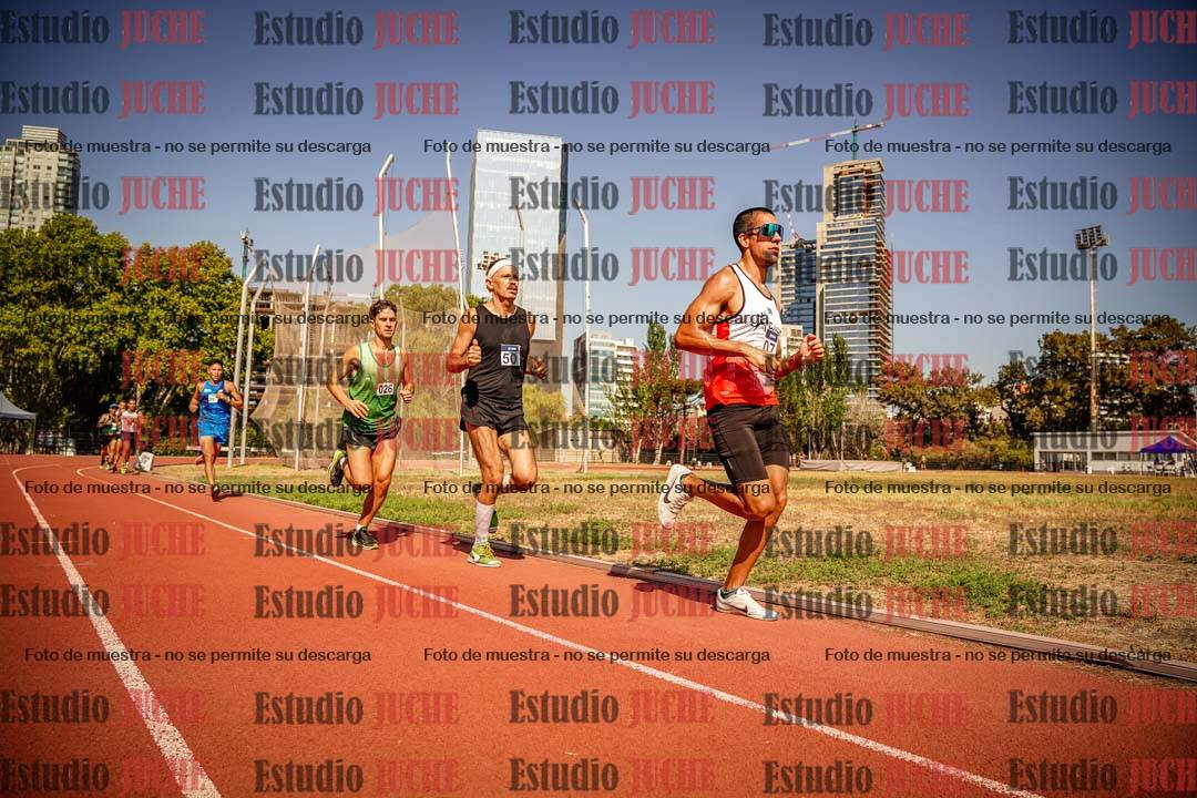 Fotos de los 3000 m llanos de varones