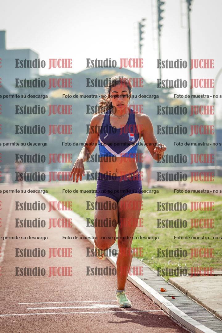 Fotos de los 800 m llanos de mujeres - combinadas 7