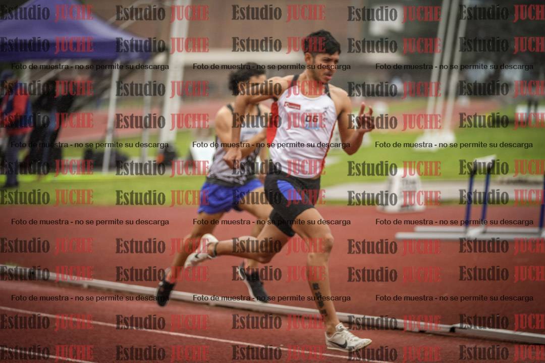 Fotos de los 800 m llanos de varones