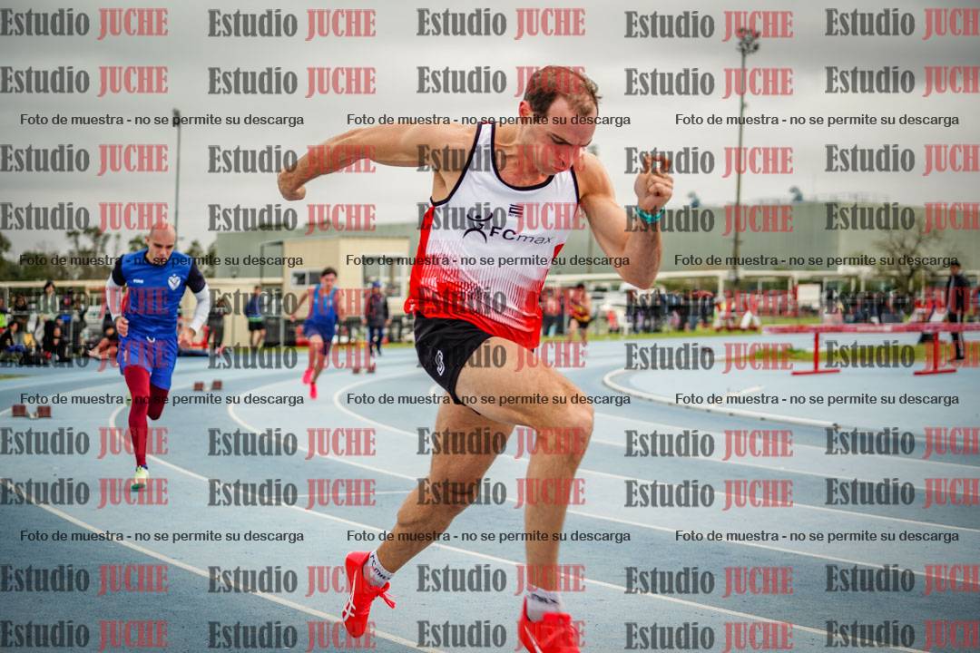 Fotos de los 400 m llanos de varones