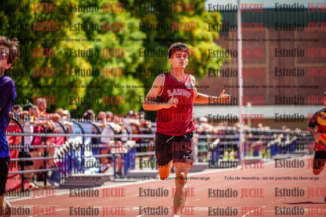 Fotos de los 200 m llanos de varones