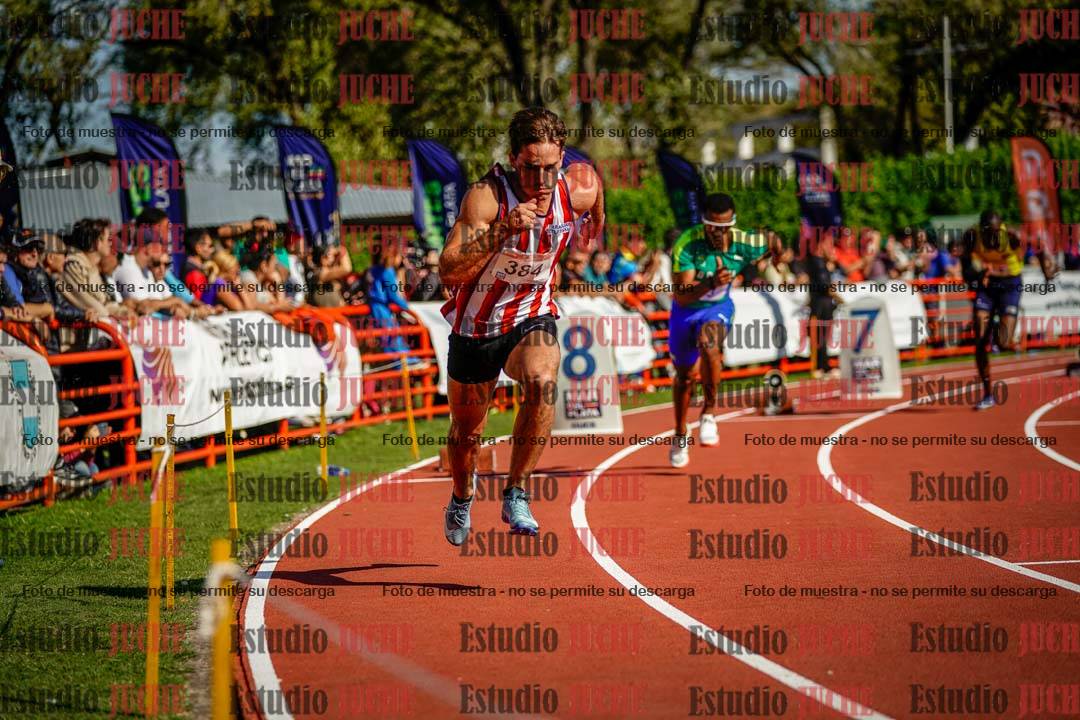 Fotos de los 400 m llanos de varones