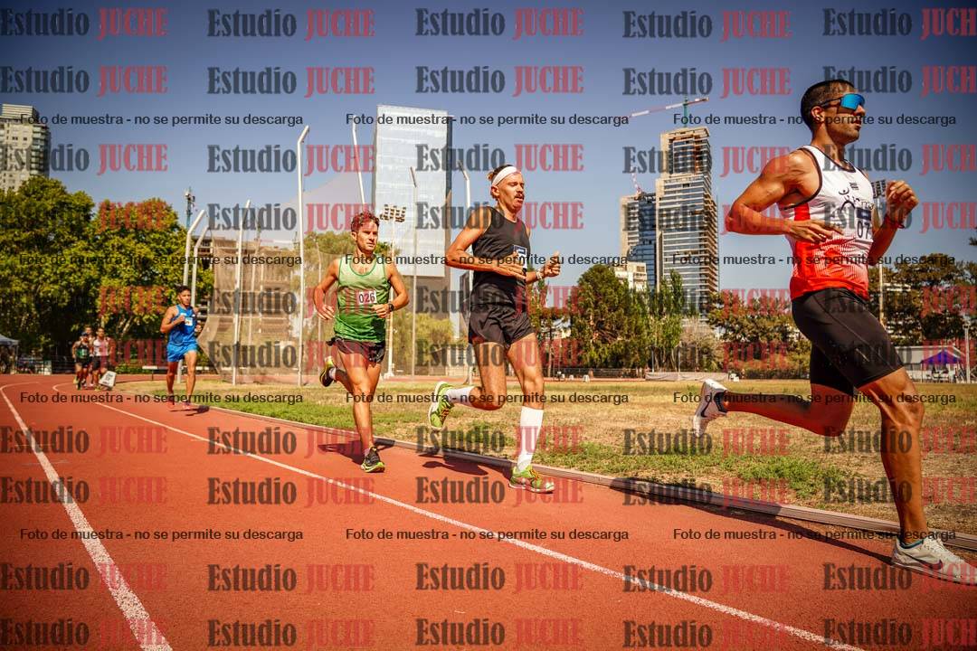 Fotos de los 3000 m llanos de varones