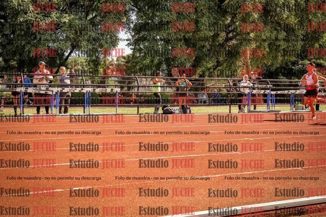 Fotos de los 100 m llanos de varones