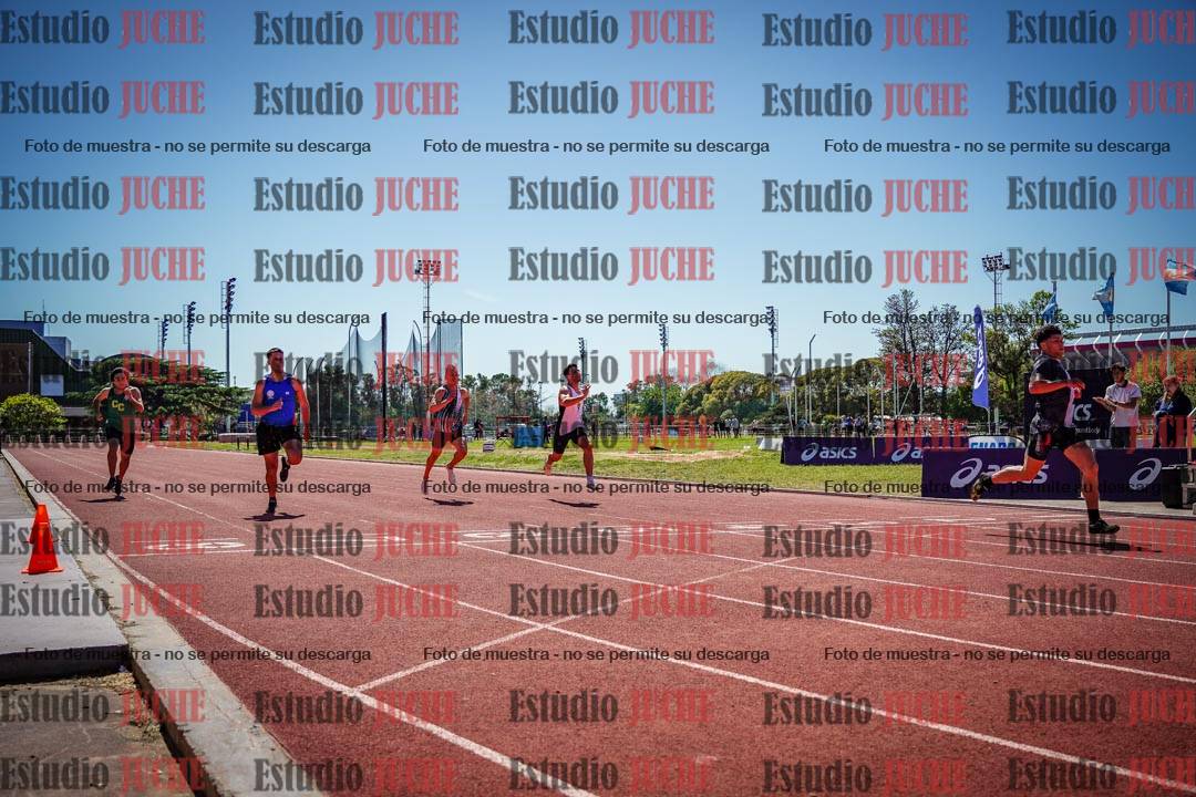 Fotos de los 200 m llanos de varones