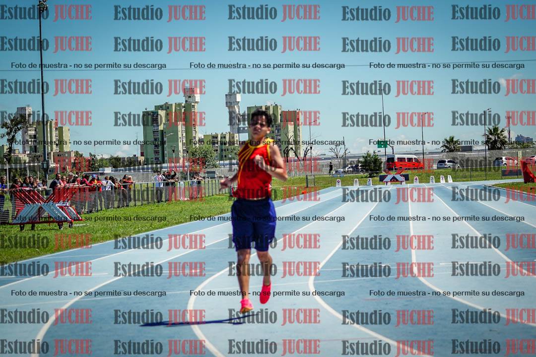 Fotos de los 200 m llanos de varones