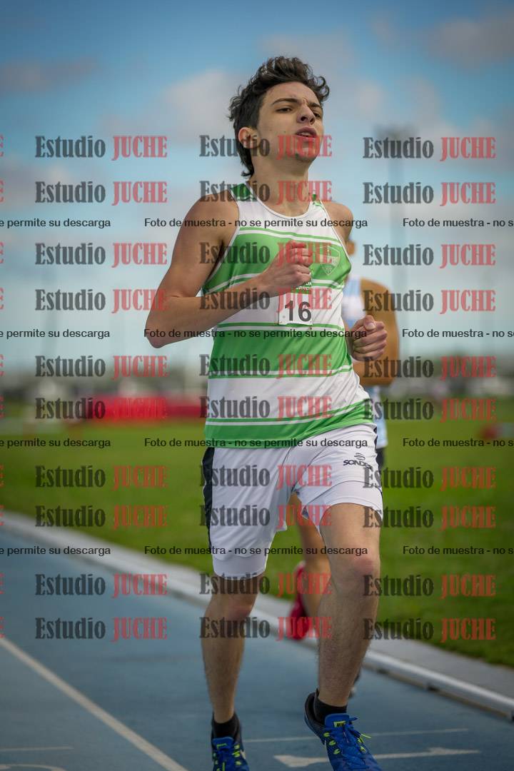 Fotos de los 1000 m llanos de varones