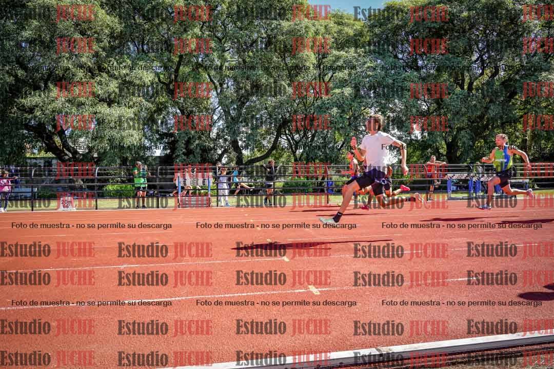 Fotos de los 100 m llanos de varones
