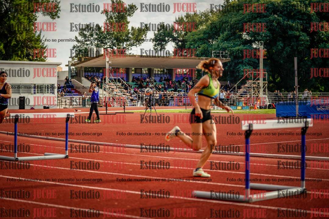 Fotos de los 400 m con vallas de mujeres
