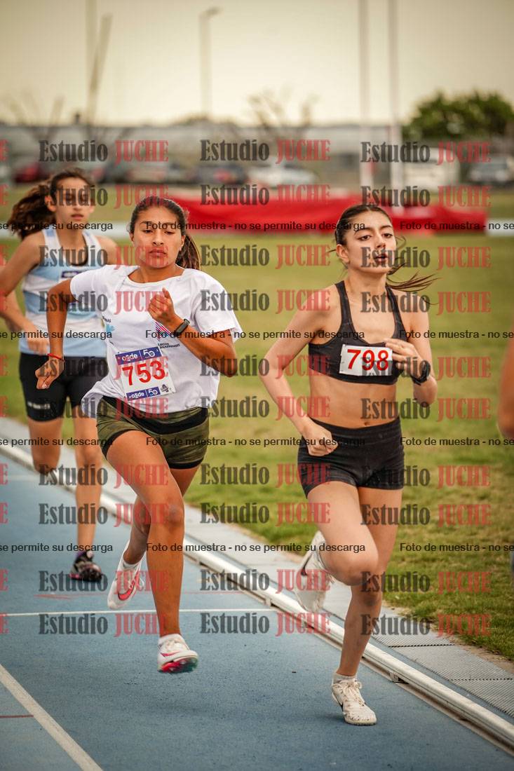 Fotos de los 600 m llanos de mujeres