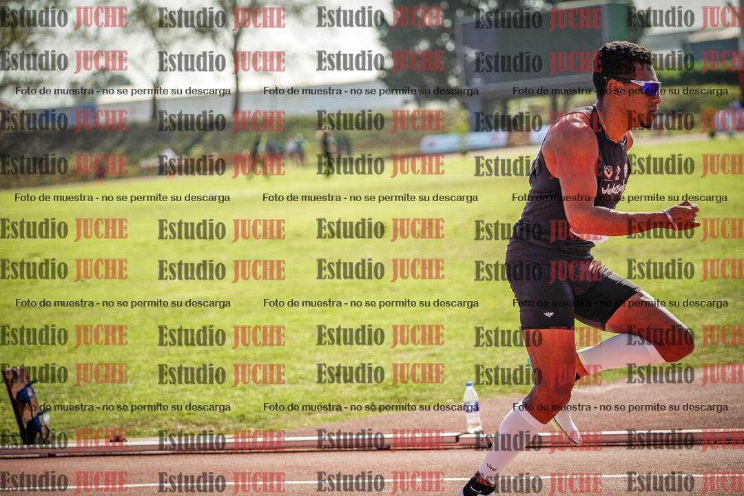 Fotos de los 400 m llanos de varones