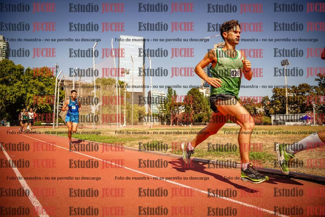 Fotos de los 3000 m llanos de varones