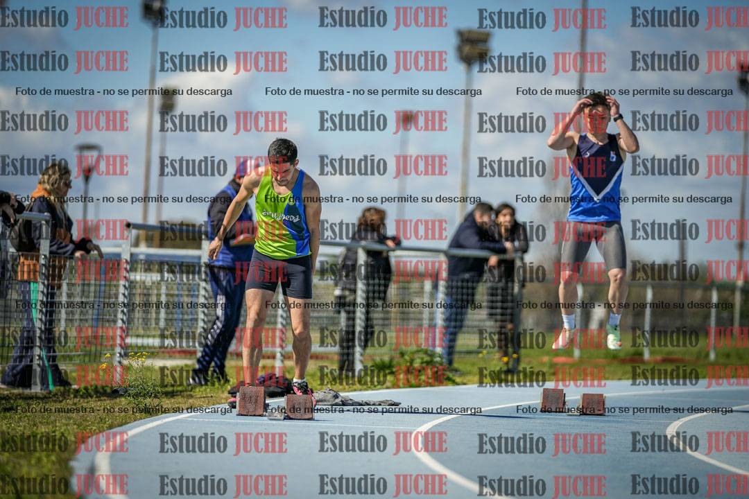 Fotos de los 200 m llanos de varones