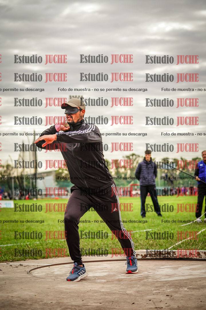 Fotos del lanzamiento de bala de varones