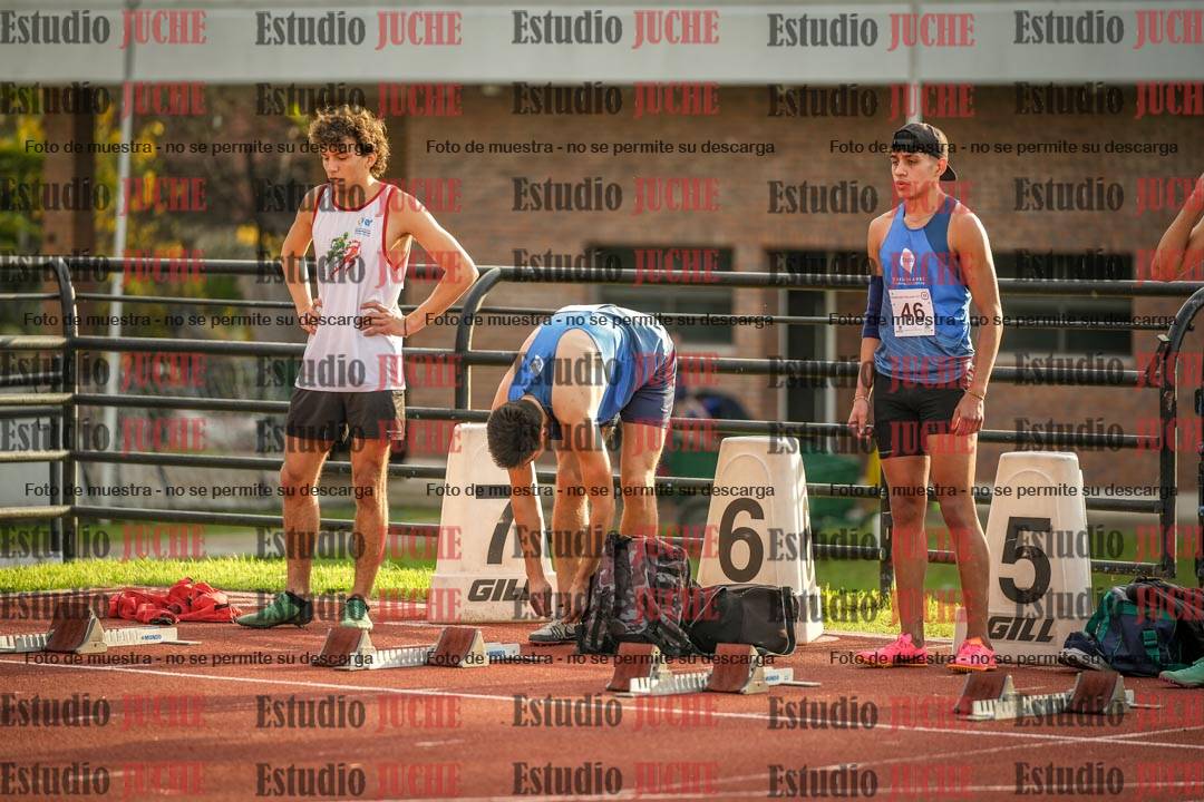 Fotos de los 110 m con vallas de varones - decatlón 6