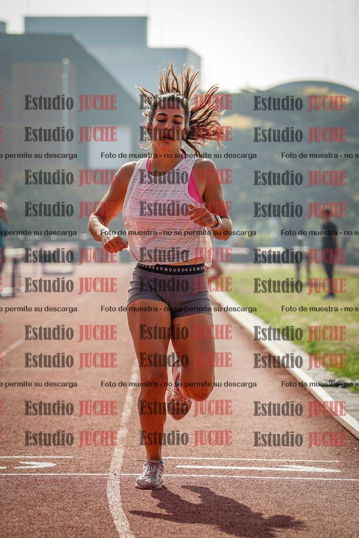 Fotos de los 800 m llanos de mujeres - combinadas 7