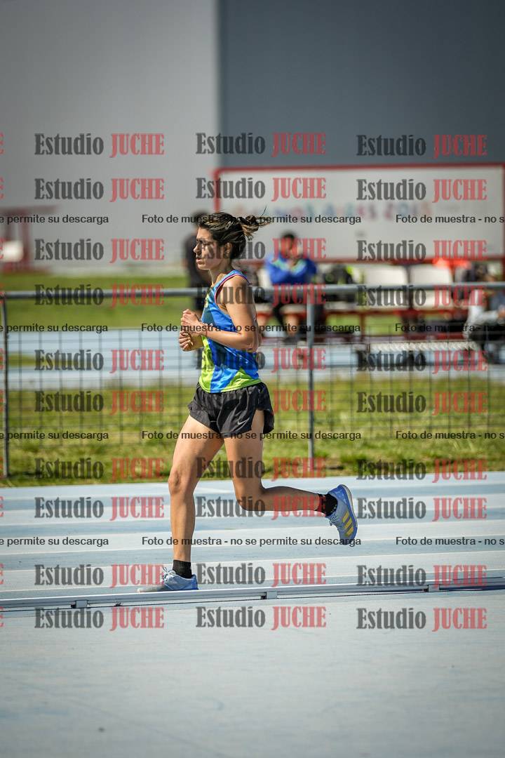 Fotos de los 5000 m de mujeres y varones - serie 2