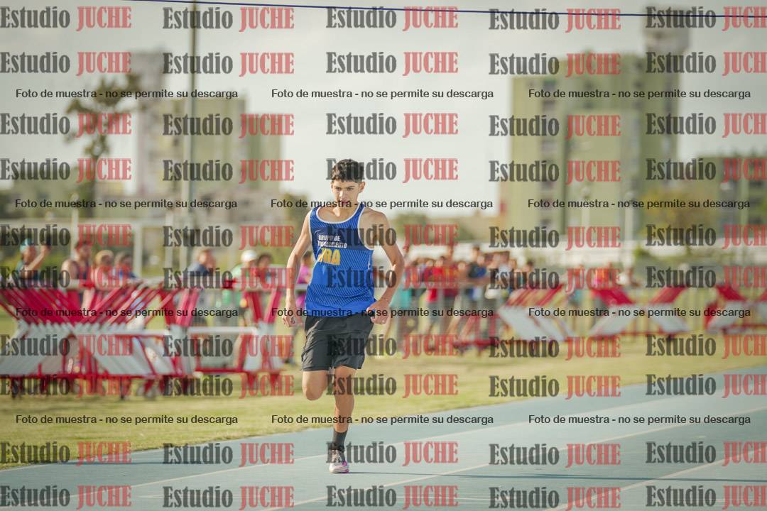 Fotos de los 400 m llanos de varones
