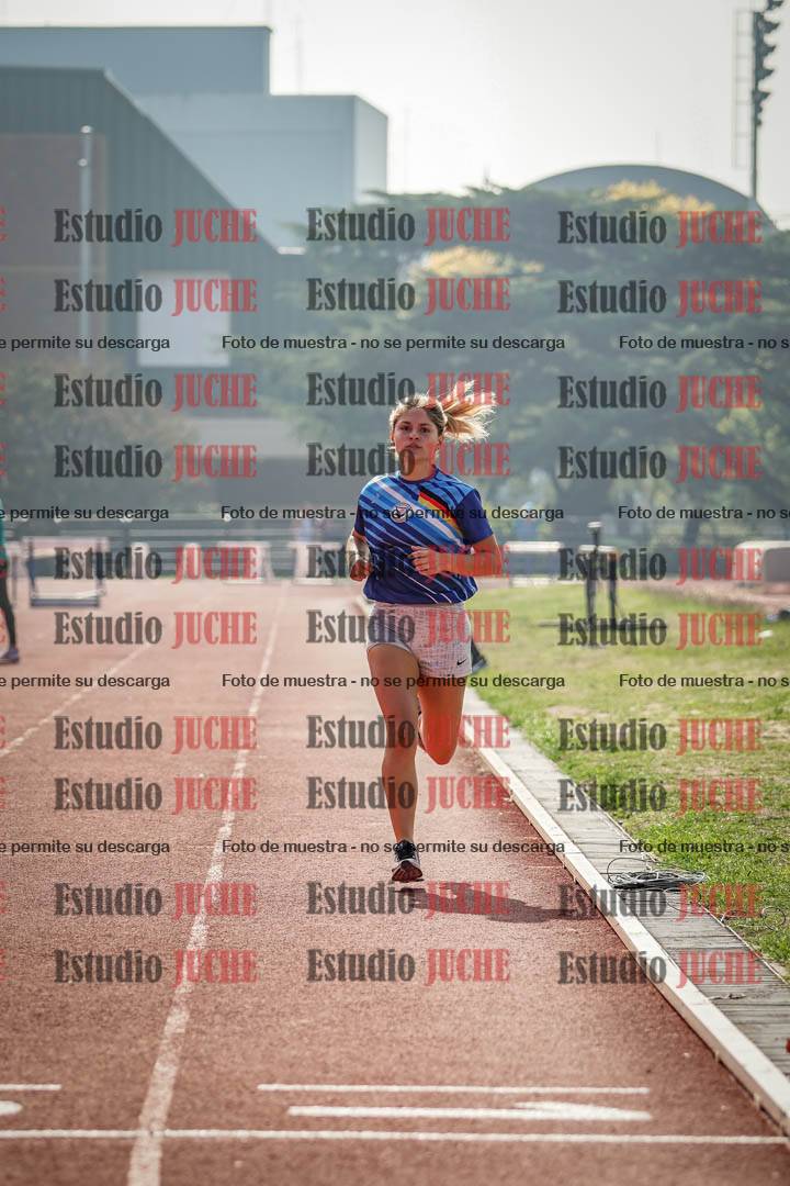 Fotos de los 800 m llanos de mujeres - combinadas 7