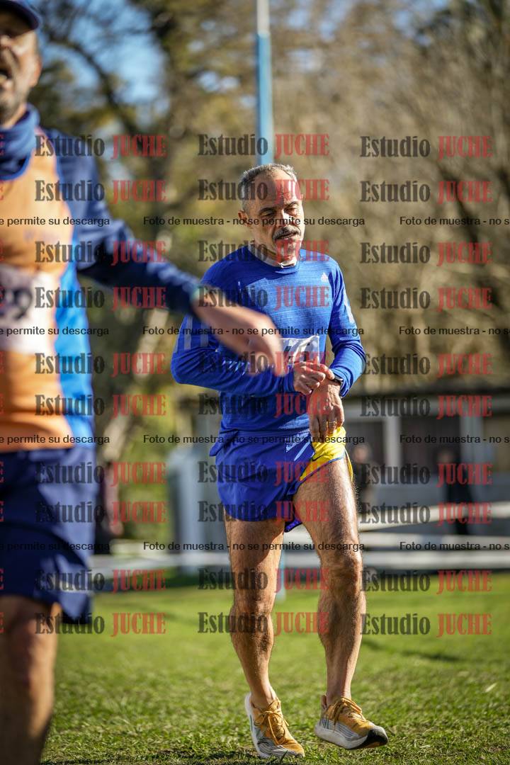 Fotos de la llegada del cross de 4000 m - varones