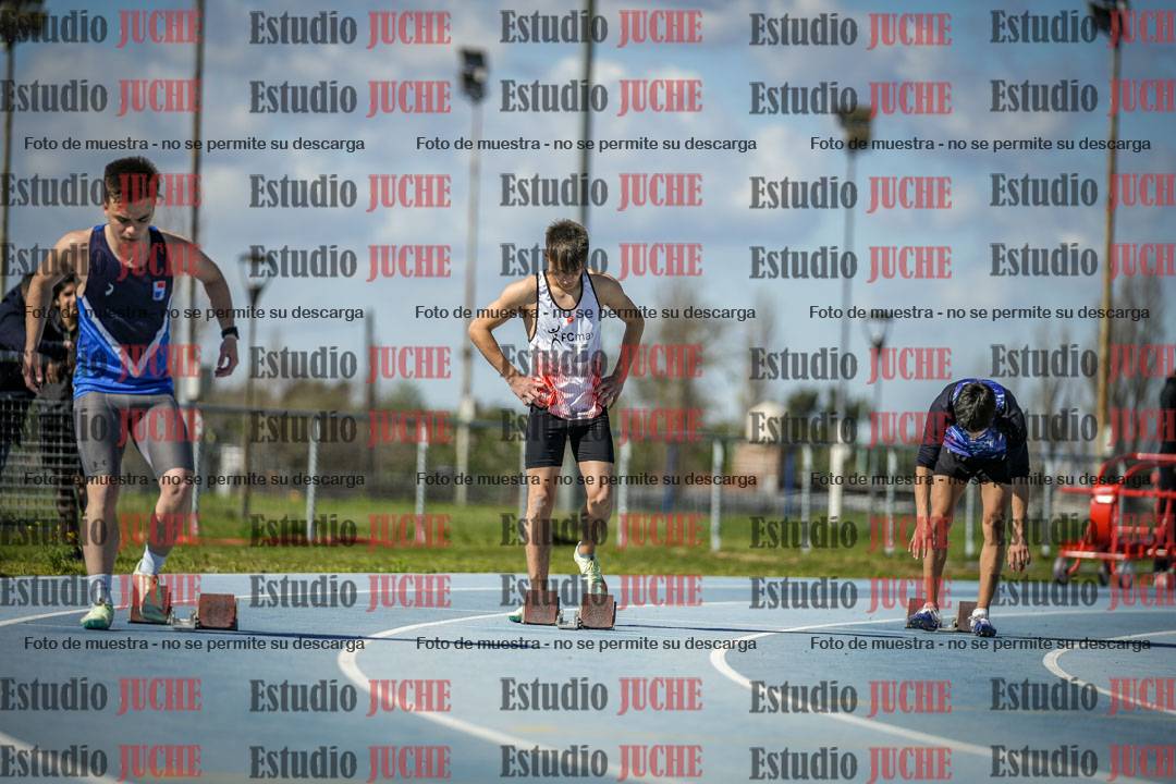 Fotos de los 200 m llanos de varones