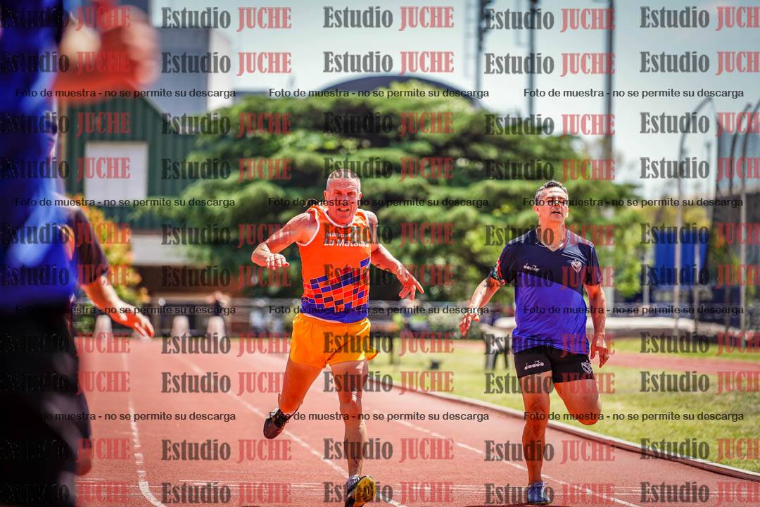 Fotos de los 200 m llanos de varones
