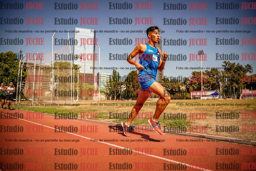 Fotos de los 3000 m llanos de varones