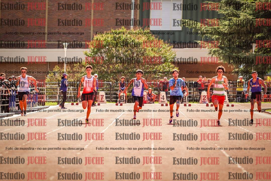 Fotos de los 100 m llanos de varones