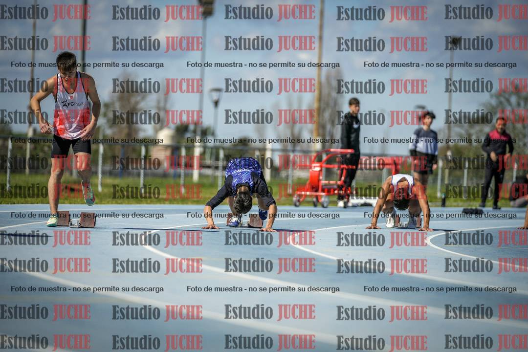Fotos de los 200 m llanos de varones