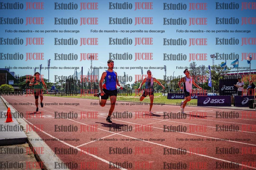 Fotos de los 200 m llanos de varones