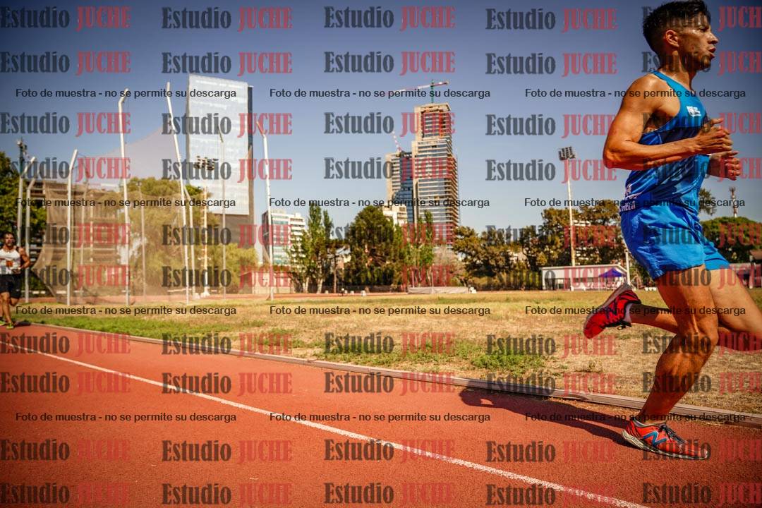 Fotos de los 3000 m llanos de varones