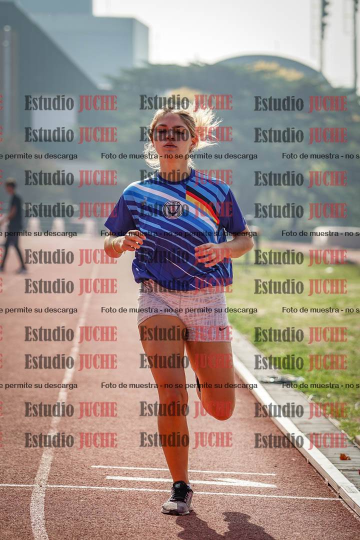 Fotos de los 800 m llanos de mujeres - combinadas 7