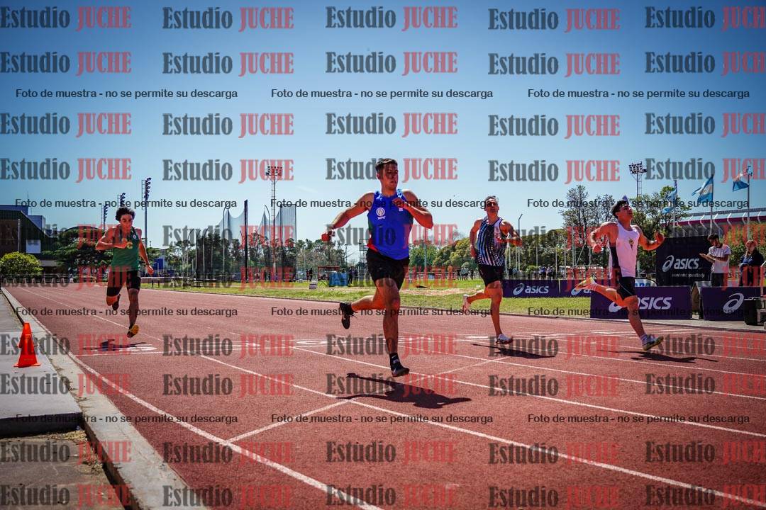 Fotos de los 200 m llanos de varones