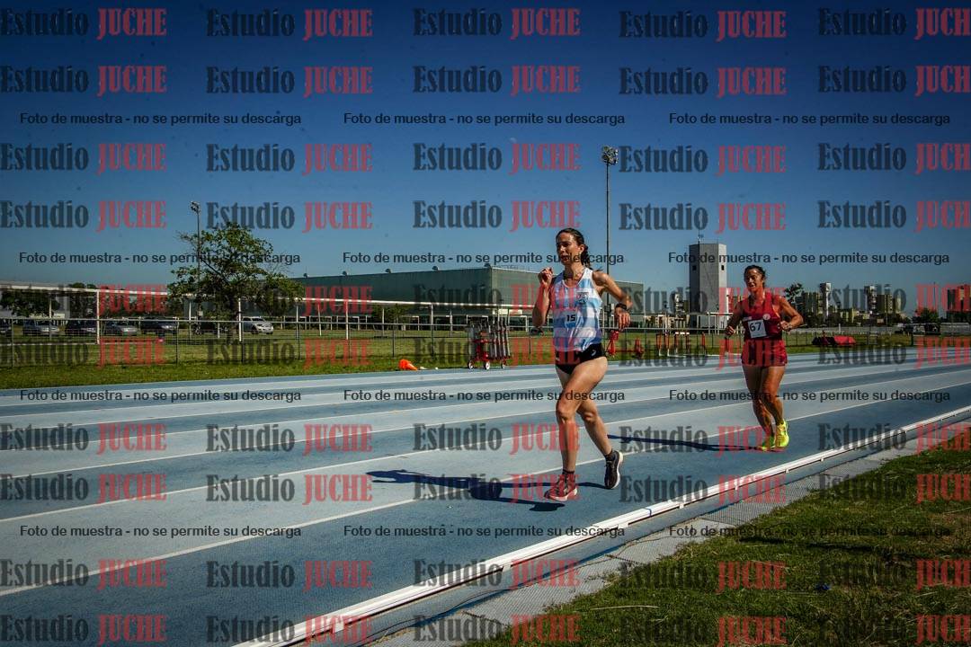 Fotos de los 5000 m de mujeres y varones - serie 2