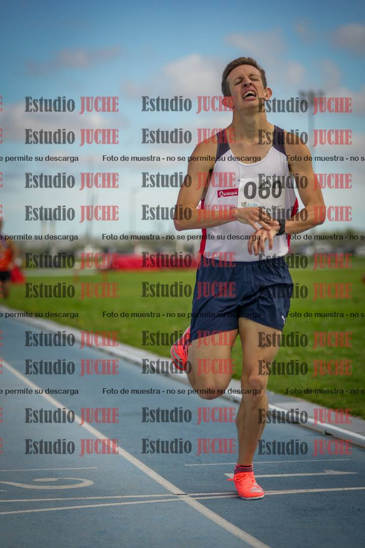 Fotos de los 1000 m llanos de varones
