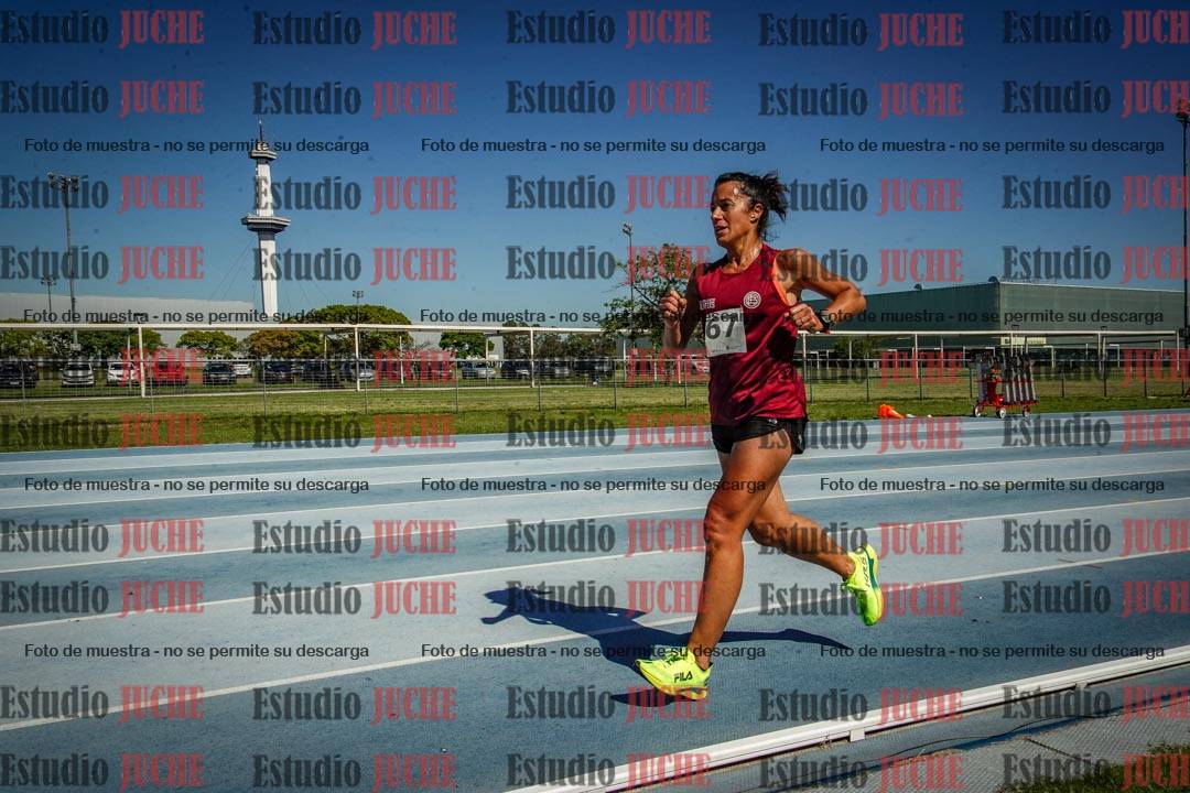 Fotos de los 5000 m de mujeres y varones - serie 2