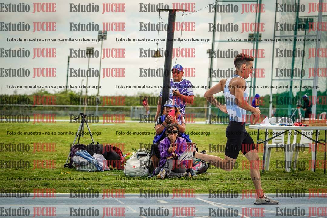 Fotos de los 1000 m llanos de varones