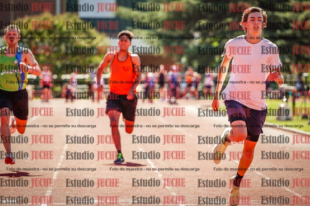 Fotos de los 100 m llanos de varones