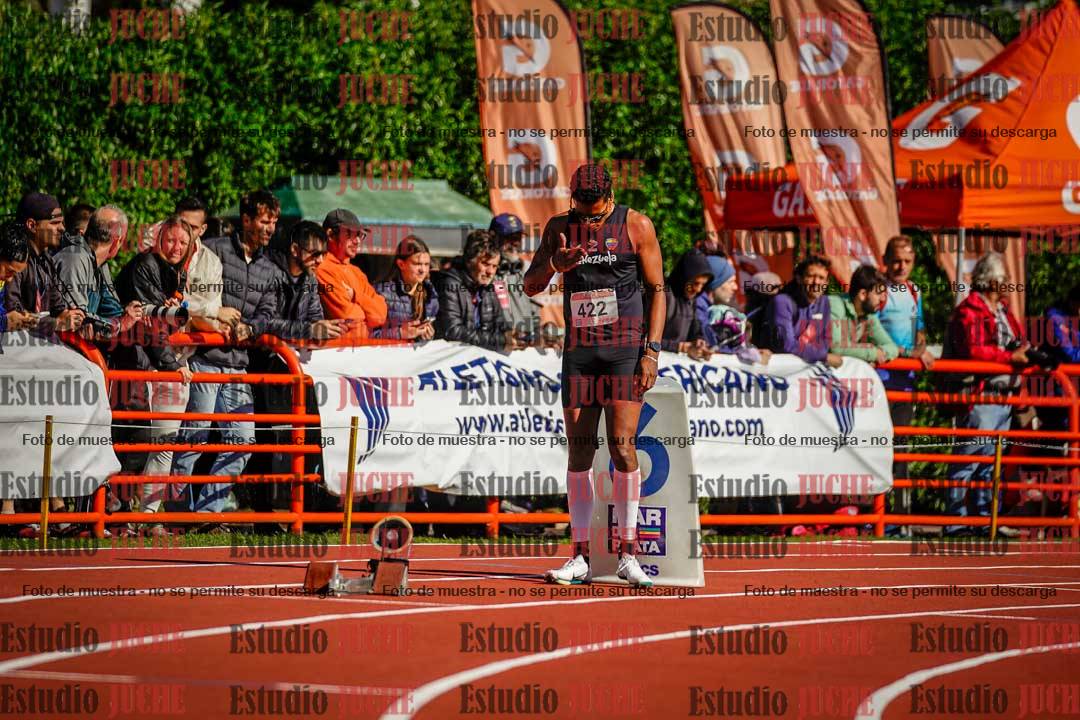 Fotos de los 400 m llanos de varones - FINAL
