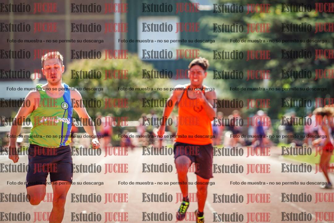 Fotos de los 100 m llanos de varones
