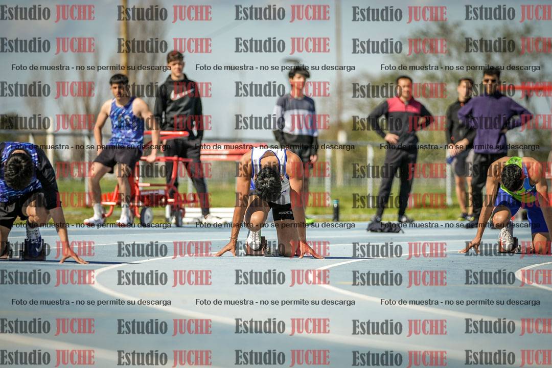 Fotos de los 200 m llanos de varones