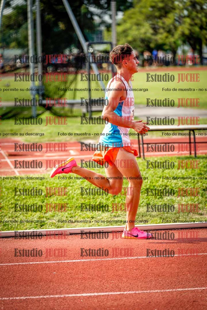 Fotos de los 3000 m llanos de varones
