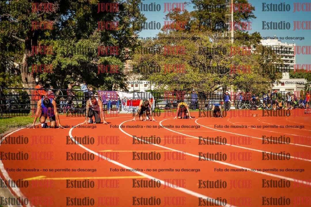 Fotos de los 200 m llanos de varones