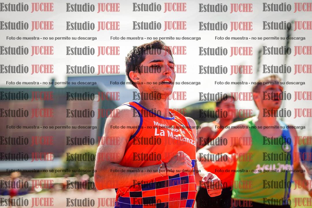 Fotos de los 100 m llanos de varones