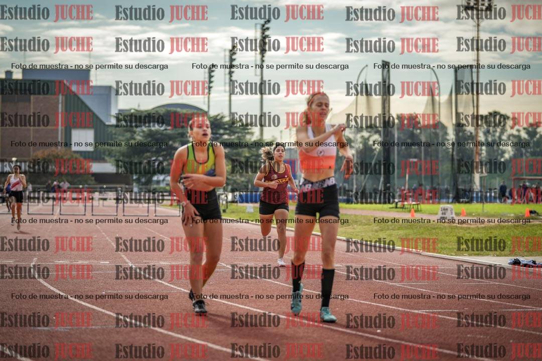 Fotos de los 400 m con vallas de mujeres